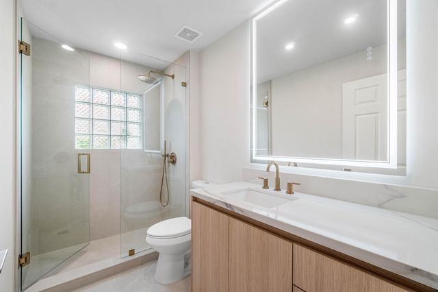 6170 Lake Hibiscus Drive, Delray Beach, FL 33484