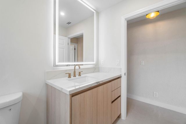 6170 Lake Hibiscus Drive, Delray Beach, FL 33484