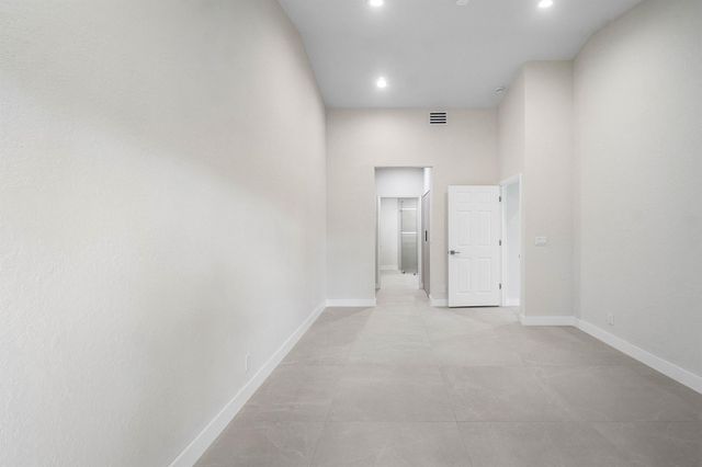 6170 Lake Hibiscus Drive, Delray Beach, FL 33484