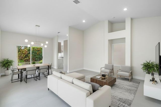 6170 Lake Hibiscus Drive, Delray Beach, FL 33484