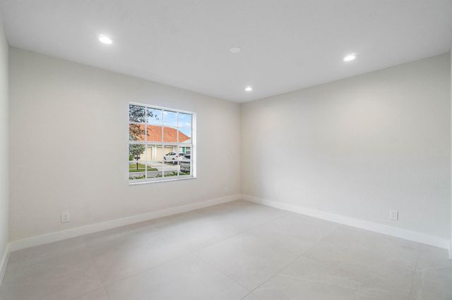 6170 Lake Hibiscus Drive, Delray Beach, FL 33484