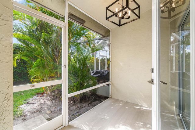 6170 Lake Hibiscus Drive, Delray Beach, FL 33484