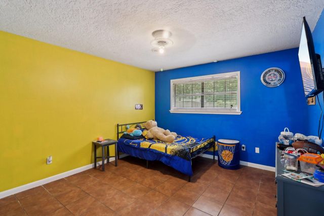 9 Slover Drive, Dayton, TX 77535