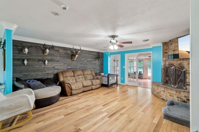 9 Slover Drive, Dayton, TX 77535
