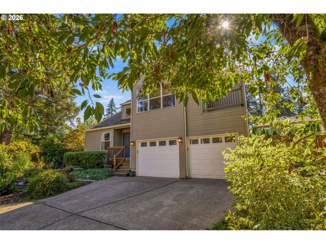 16111 LINDSAY Ct, Lake Oswego, OR 97035