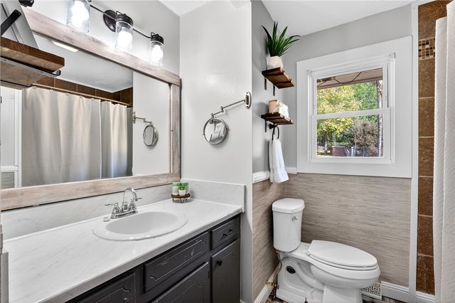 114 Hillview Circle, Anderson, SC 29621