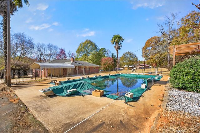 114 Hillview Circle, Anderson, SC 29621