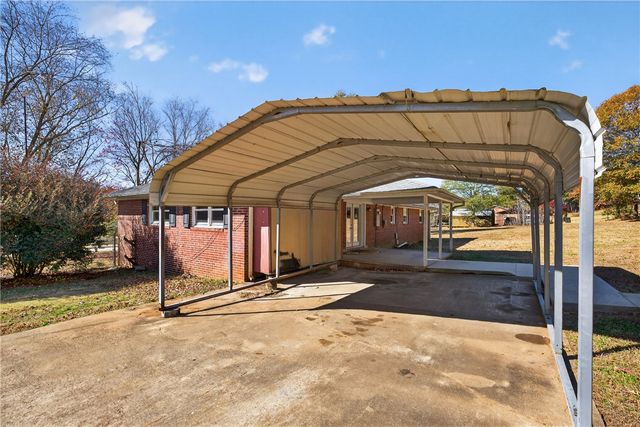 114 Hillview Circle, Anderson, SC 29621