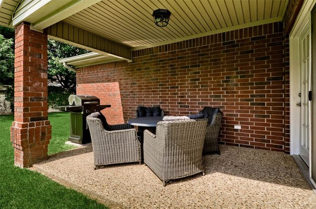 7 S Prairie Dunes Drive, Rogers, AR 72758