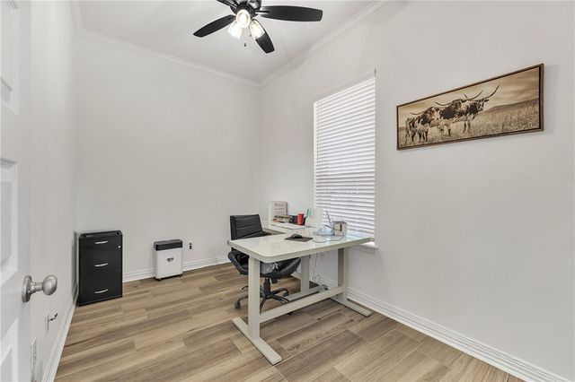 4217 Skylar Drive, College Station, TX 77845