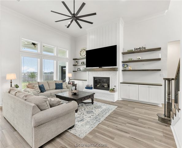 4217 Skylar Drive, College Station, TX 77845