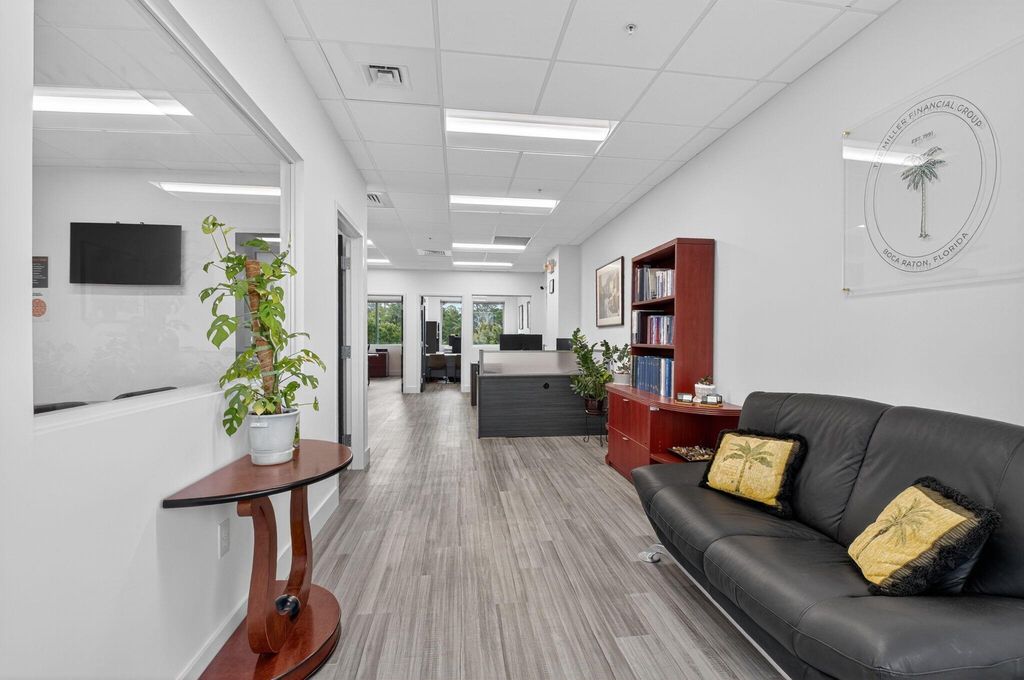 Image 2 of property listing at 7700 Congress Avenue 3211, Boca Raton, FL 33487