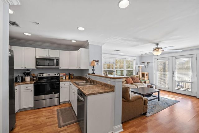 1725 Harvey Mitchell Parkway S 1534, College Station, TX 77840