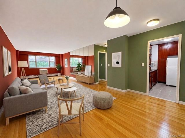 52-30 39th Drive 5C, Woodside, NY 11377