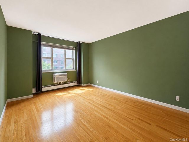 52-30 39th Drive 5C, Woodside, NY 11377