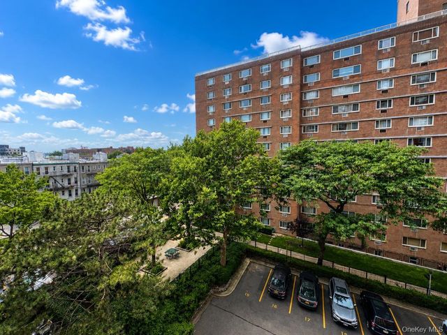 52-30 39th Drive 5C, Woodside, NY 11377