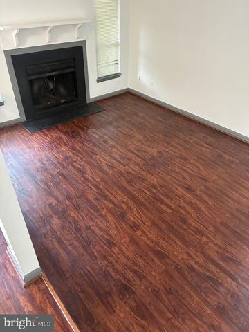 8118 BIRD LN, Greenbelt, MD 20770