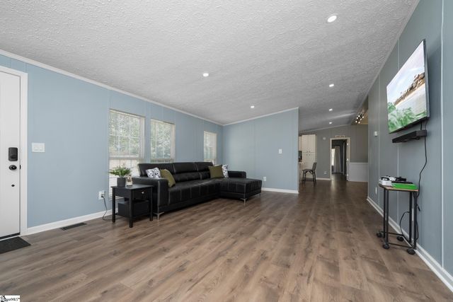 216 Creekstone Drive, Piedmont, SC 29673
