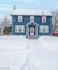 244 Woodbine Avenue SE, Warren, OH 44483