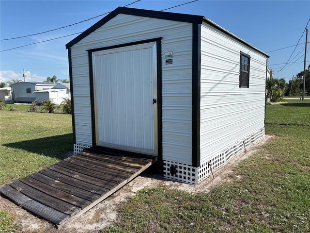 29192 CRAWFORD AVENUE, Punta Gorda, FL 33982