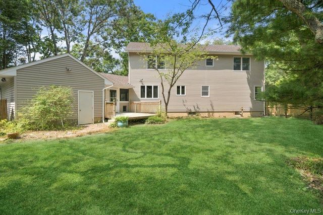 271 Wilson Boulevard, Islip, NY 11751