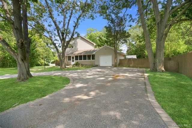 271 Wilson Boulevard, Islip, NY 11751