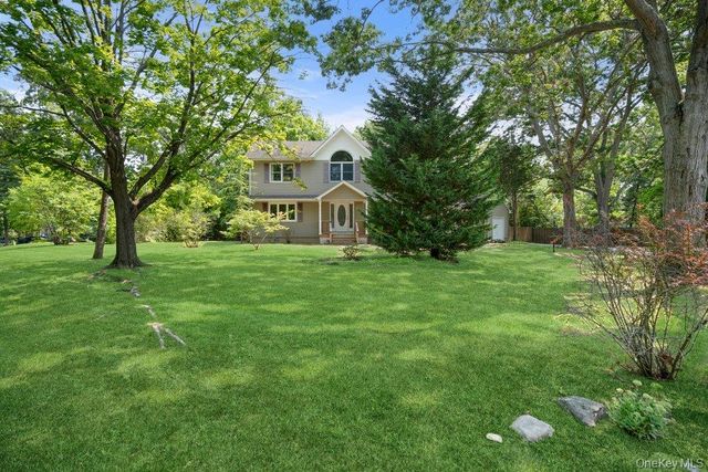 271 Wilson Boulevard, Islip, NY 11751