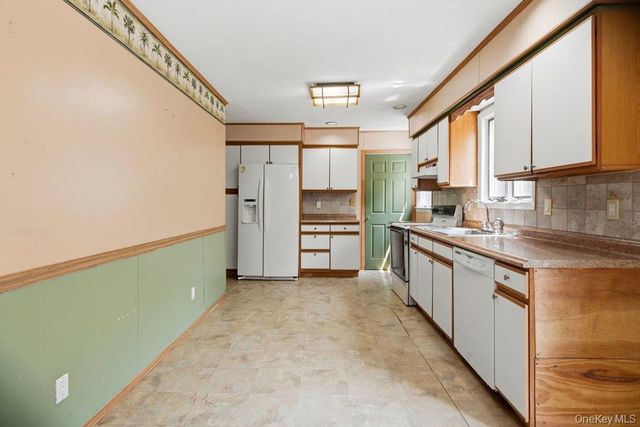 271 Wilson Boulevard, Islip, NY 11751