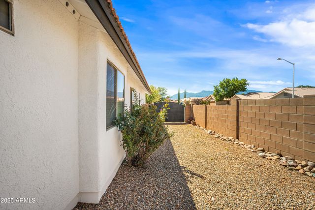 5231 ALMOSA Street, Sierra Vista, AZ 85635