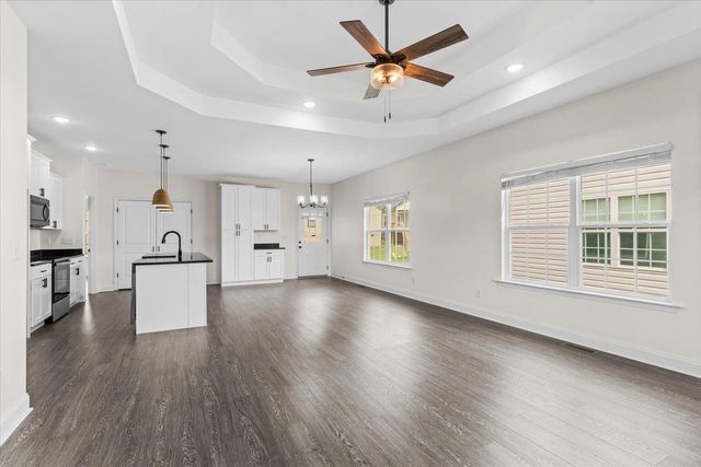 415 Coahulla Creek Drive, Dalton, GA 30721