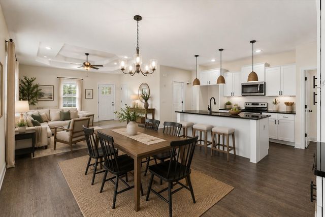 415 Coahulla Creek Drive, Dalton, GA 30721