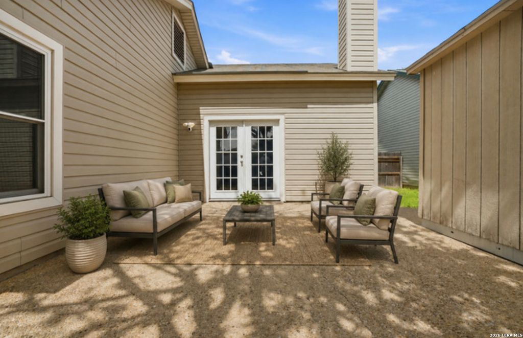 3026 BEACON FLD, San Antonio, TX 78245