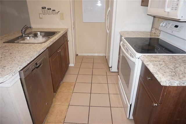 2749 N POINCIANA BOULEVARD 24, Kissimmee, FL 34746