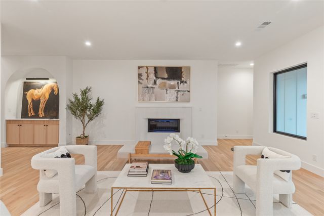 4307 Camden Avenue, Dallas, TX 75206