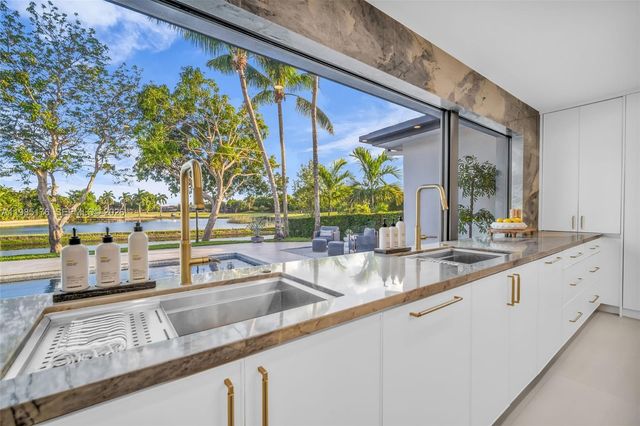 4430 Casper Court, Hollywood, FL 33021
