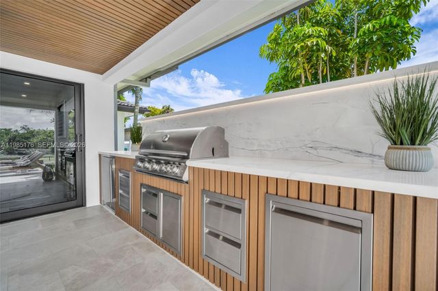 4430 Casper Court, Hollywood, FL 33021