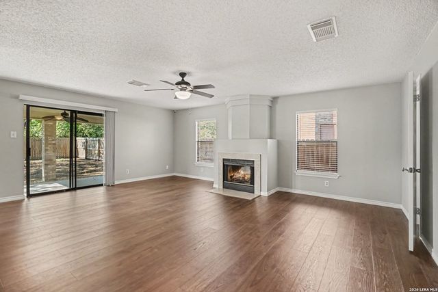 7919 Cherry Glade, Converse, TX 78109