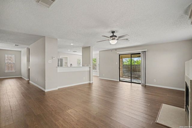 7919 Cherry Glade, Converse, TX 78109