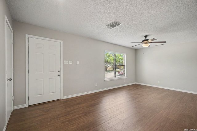 7919 Cherry Glade, Converse, TX 78109
