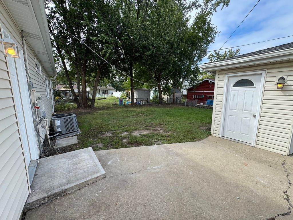 422 HALLER Avenue, Romeoville, IL 60446 — photo 4