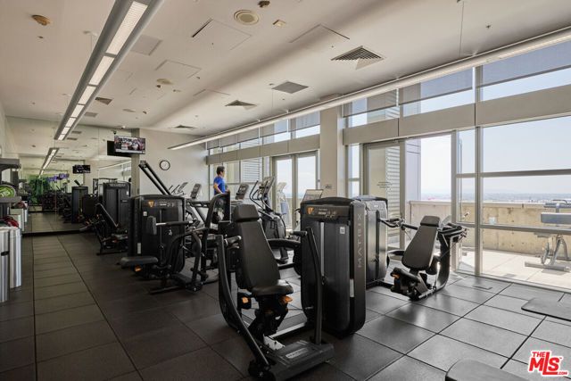 1155 S Grand Avenue 1307, Los Angeles, CA 90015