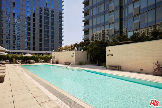 1155 S Grand Avenue 1307, Los Angeles, CA 90015