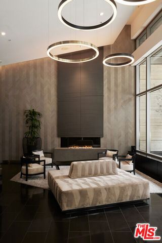 1155 S Grand Avenue 1307, Los Angeles, CA 90015