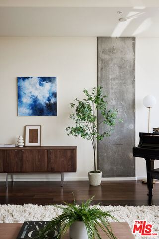 1155 S Grand Avenue 1307, Los Angeles, CA 90015