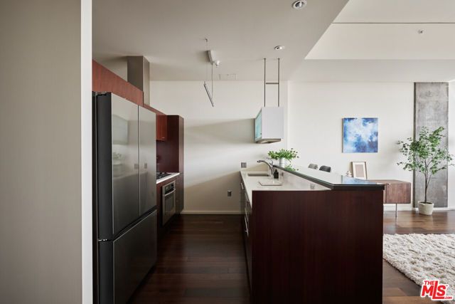 1155 S Grand Avenue 1307, Los Angeles, CA 90015