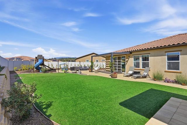 13509 Corral Ct, Valley Center, CA 92082