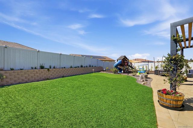 13509 Corral Ct, Valley Center, CA 92082