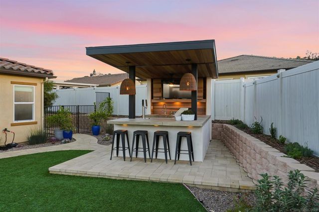 13509 Corral Ct, Valley Center, CA 92082