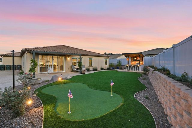 13509 Corral Ct, Valley Center, CA 92082