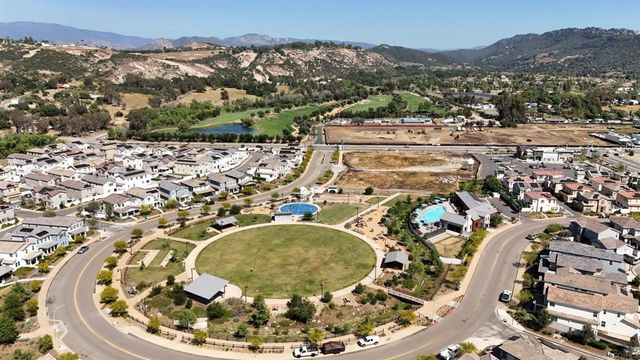 13509 Corral Ct, Valley Center, CA 92082